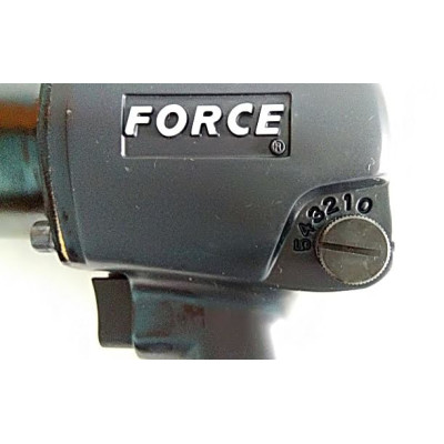 Пневмогайковерт Force 82542 (813 Нм) 1/2" Пневмогайковерт Force 82542 (813 Нм) 1/2"