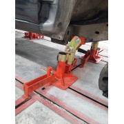 Комплект фиксации автомобиля для напольных систем