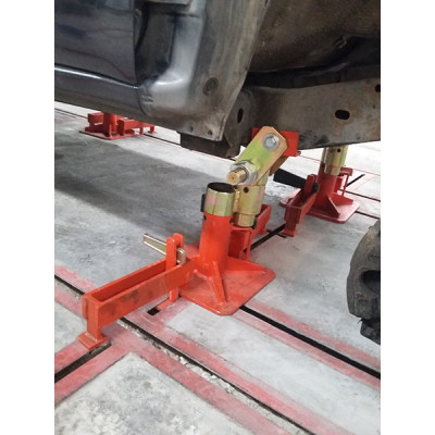 Комплект фиксации автомобиля для напольных систем Комплект фиксации автомобиля для напольных систем