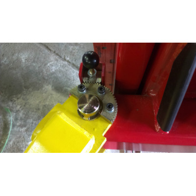 Двухстоечный подъемник Двухстоечный подъемник