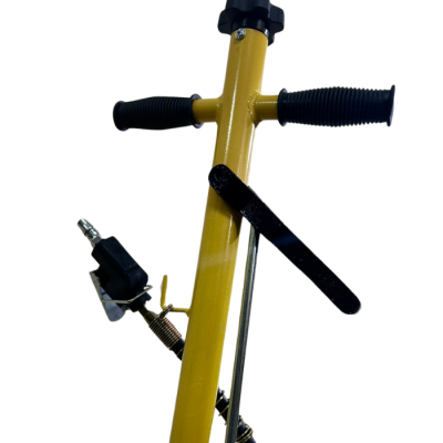 Домкрат пневмогидравлический подкатной г.п.35т. T22035 Домкрат пневмогидравлический подкатной г.п.35т. T22035